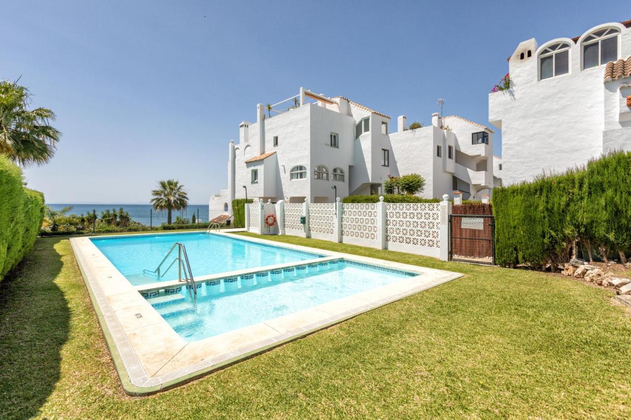 Appartamento Front Sea View Penthouse Estepona Esterno foto